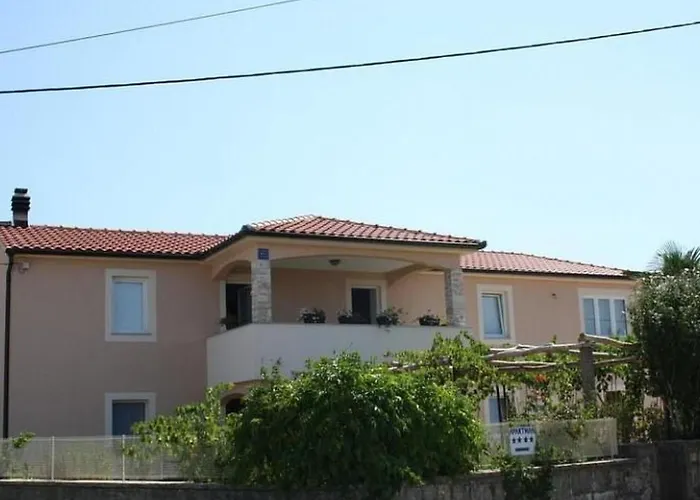 Grosse In Mit Eigener Terrasse By Interhome *