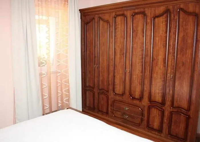 Grosse In Mit Eigener Terrasse By Interhome *